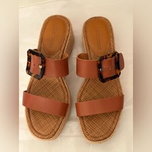 J McLaughlin platform sandals tortoise buckle size 9